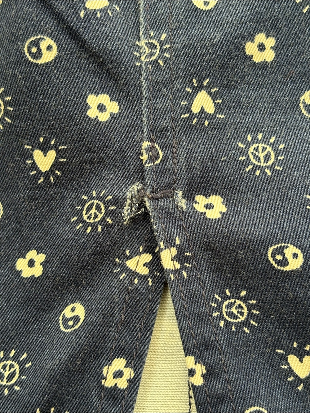Vintage Moschino Pencil Skirt - Picture 11 of 11